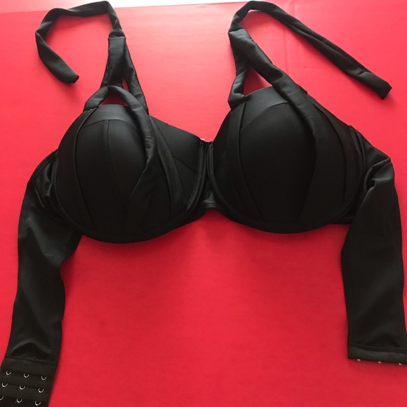 Two piece swimsuit - Picture 2 of 6